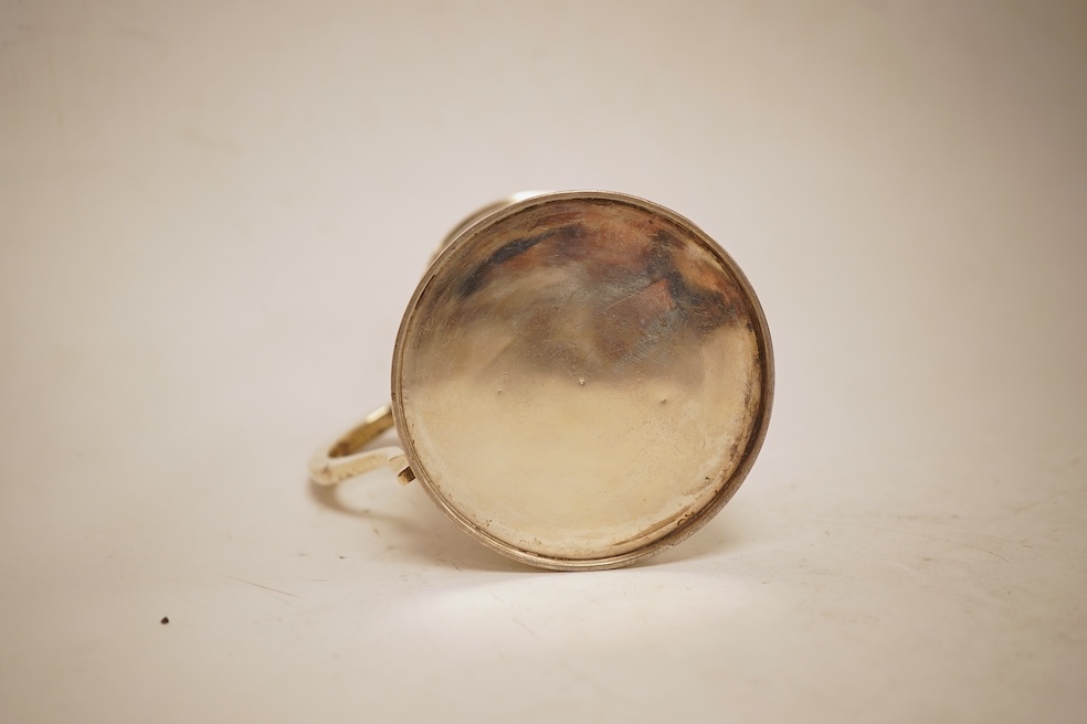A William IV reeded silver christening mug, William Knight II, London, 1834, height 81mm, 4.7oz.